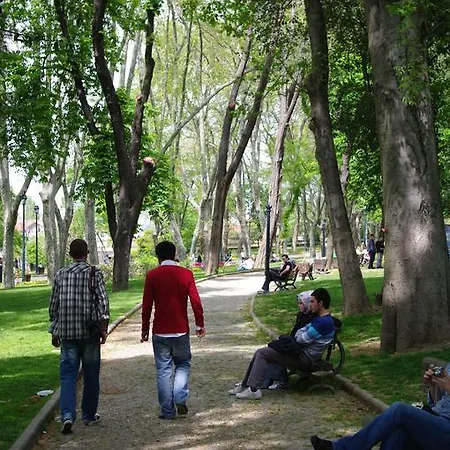 شقة Gulhane